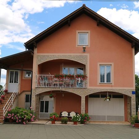 Apartment Luka Kuterevo Eksteriør bilde